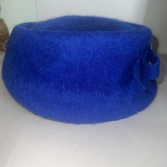 Vintage Women’s Henry Pollack Glenover 100% Wool Blue  Hat W/ Trim main image 5